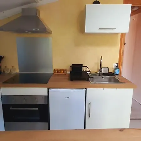 Holiday home Petite Maison Naturelle Avec Son Jardin Prive *